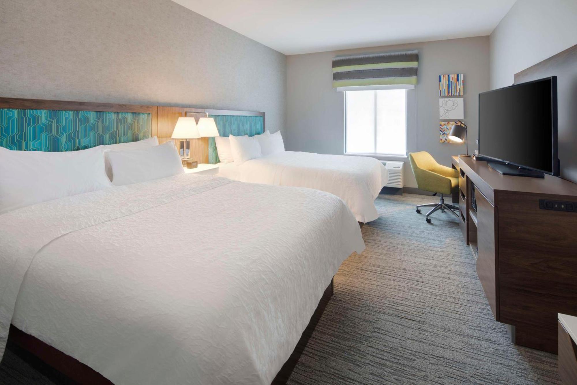 Hotel Hampton & D'iberville